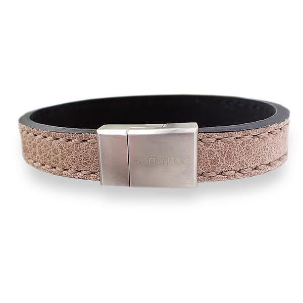 Herrearmbånd i calvelskinn hvitt, brun, 21 cm. SON of NOA - 897016BROWN210